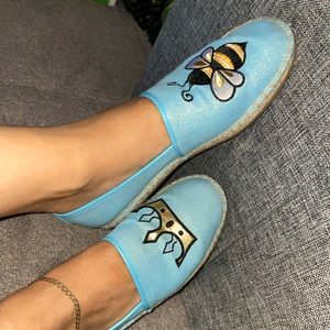 QUEEN BEE Espadrille flats